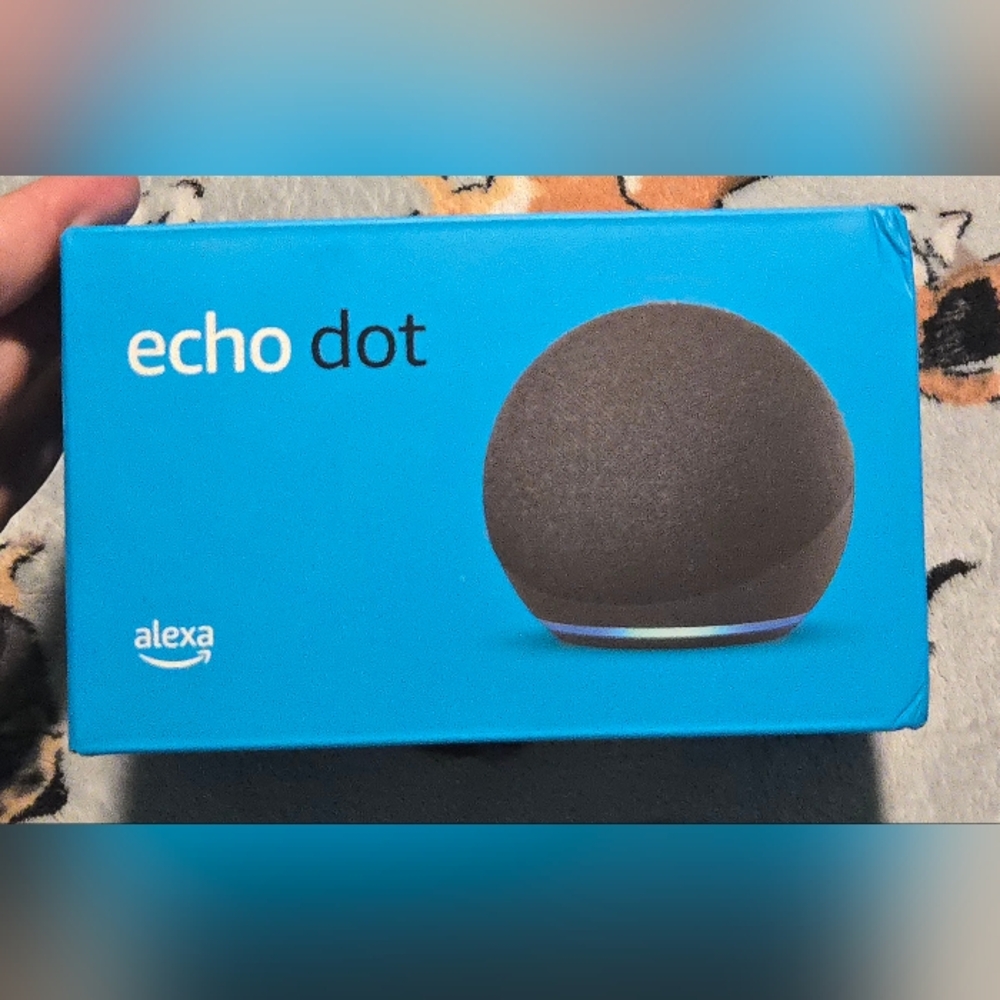 Amazon Echo Dot 4 Generation w/Alexa Black in Box Never Opened